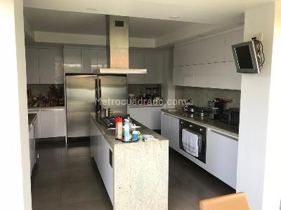 Casa de 4 alcobas en venta en Hacienda San Simon, Bogotá, 450 m² · foto 9 de 20