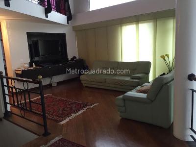 Casa de 4 alcobas en venta en San Jose De Bavaria, Bogotá, 400 m² · foto 10 de 20