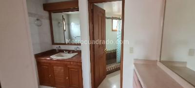Casa de 4 alcobas en venta en San Jose De Bavaria, Bogotá, 320 m² · foto 10 de 20