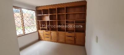 Casa de 4 alcobas en venta en San Jose De Bavaria, Bogotá, 320 m² · foto 8 de 20