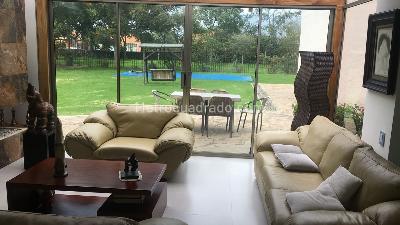 Casa de 4 alcobas en venta en San Simon, Bogotá, 460 m² · foto 5 de 18