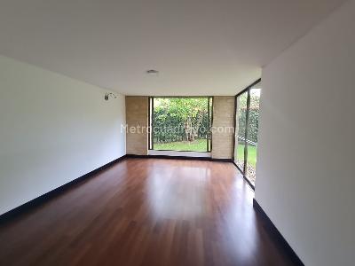 Casa de 4 alcobas en venta en San Jose De Bavaria, Bogotá, 320 m² · foto 10 de 20