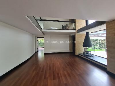 Casa de 4 alcobas en venta en San Jose De Bavaria, Bogotá, 320 m² · foto 12 de 20
