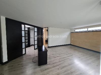 Casa de 4 alcobas en venta en San Jose De Bavaria, Bogotá, 320 m² · foto 7 de 20