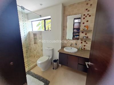 Casa de 3 alcobas en venta en San Jose De Bavaria, Bogotá, 400 m² · foto 12 de 18