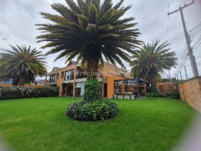 Casa de 3 alcobas en venta en San Jose De Bavaria, Bogotá, 400 m² · foto 18 de 18