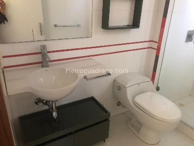 Casa de 5 alcobas en venta en San Simon, Bogotá, 450 m² · foto 13 de 20