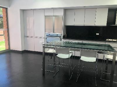 Casa de 5 alcobas en venta en San Simon, Bogotá, 450 m² · foto 4 de 20