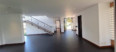 Casa de 5 alcobas en venta en Hacienda San Sebastian, Bogotá, 410 m² · foto 5 de 18