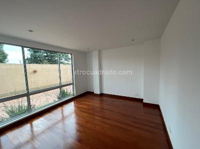 Casa de 3 alcobas en venta en Bogota| San Jose De Bavaria, Bogotá, 320 m² · foto 6 de 18