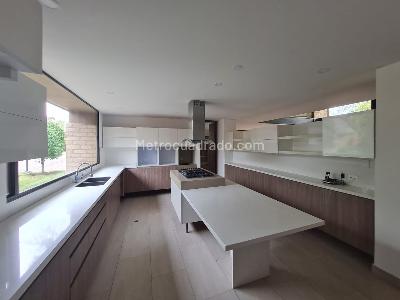 Casa de 4 alcobas en arriendo en Bogota| San Jose De Bavaria, Bogotá, 320 m² · foto 5 de 20
