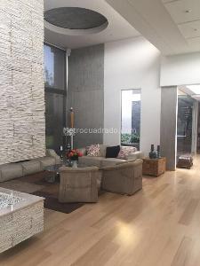 Casa de 4 alcobas en venta en Hacienda San Simon, Bogotá, 599 m² · foto 1 de 20