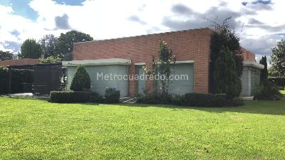 Casa de 5 alcobas en venta en Hacienda San Simon, Bogotá, 313 m² · foto 2 de 20