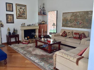 Casa de 4 alcobas en venta en Hacienda San Simon, Bogotá, 310 m² · foto 2 de 16
