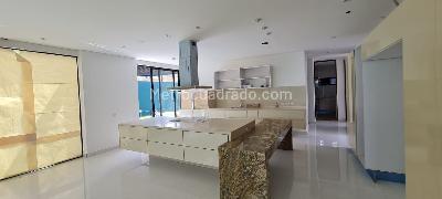 Casa de 4 alcobas en venta en Bogota| San Jose De Bavaria, Bogotá, 460 m² · foto 2 de 20