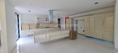 Casa de 4 alcobas en venta en Bogota| San Jose De Bavaria, Bogotá, 460 m² · foto 3 de 20