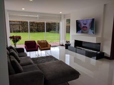 Casa de 3 alcobas en venta en Hacienda San Simon, Bogotá, 350 m² · foto 10 de 19