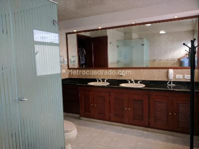 Casa de 3 alcobas en venta en Hacienda San Simon, Bogotá, 350 m² · foto 12 de 19