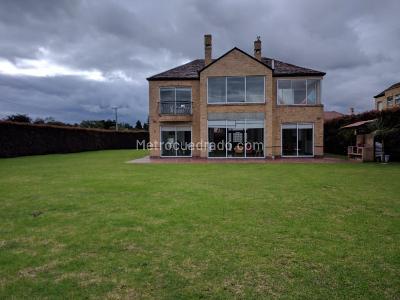Casa de 3 alcobas en venta en Hacienda San Simon, Bogotá, 350 m² · foto 18 de 19