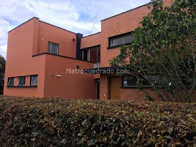 Casa de 4 alcobas en venta en Hacienda San Sebastian, Bogotá, 278 m² · foto 15 de 17