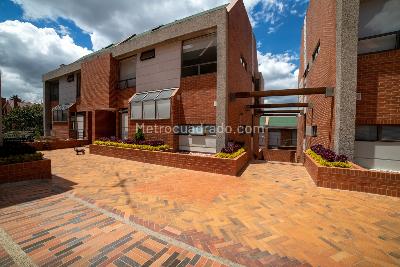 Casa de 4 alcobas en venta en Bosque De Pinos, Bogotá, 339 m² · foto 19 de 20