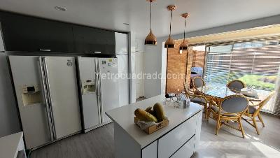 Casa de 4 alcobas en venta en Hacienda San Simon, Bogotá, 400 m² · foto 3 de 19