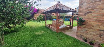 Casa de 3 alcobas en venta en Hacienda San Simon, Bogotá, 250 m² · foto 12 de 14