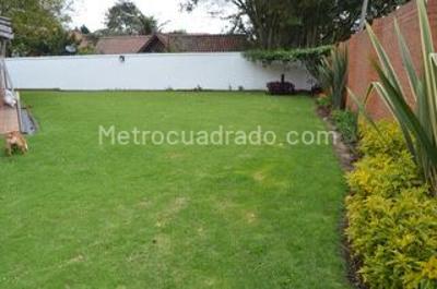 Casa de 4 alcobas en venta en San Jose De Bavaria, Bogotá, 470 m² · foto 15 de 16