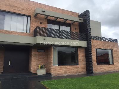 Casa de 5 alcobas en venta en Hacienda San Simon, Bogotá, 550 m² · foto 17 de 19