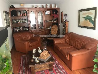 Casa de 4 alcobas en venta en San Jose De Bavaria, Bogotá, 245 m² · foto 9 de 20
