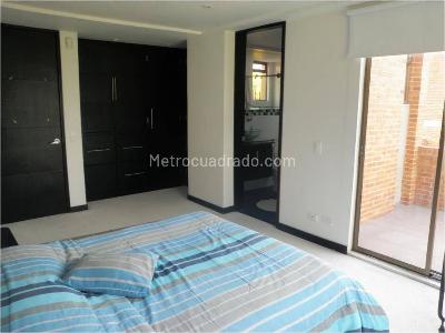 Casa de 4 alcobas en venta en Hacienda San Simon, Bogotá, 330 m² · foto 12 de 18
