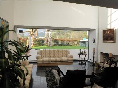 Casa de 4 alcobas en venta en Hacienda San Simon, Bogotá, 330 m² · foto 3 de 18