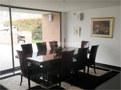 Casa de 4 alcobas en venta en Hacienda San Simon, Bogotá, 330 m² · foto 4 de 18