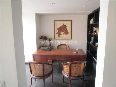 Casa de 4 alcobas en venta en Hacienda San Simon, Bogotá, 330 m² · foto 7 de 18