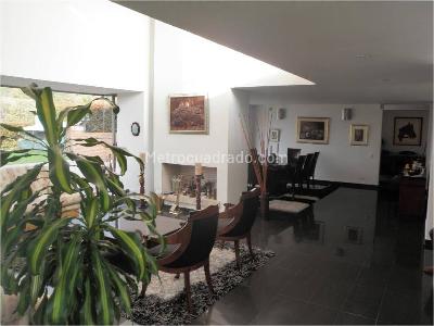 Casa de 4 alcobas en venta en Hacienda San Simon, Bogotá, 330 m² · foto 10 de 18