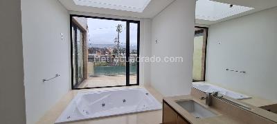 Casa de 4 alcobas en venta en San Jose De Bavaria, Bogotá, 500 m² · foto 15 de 18