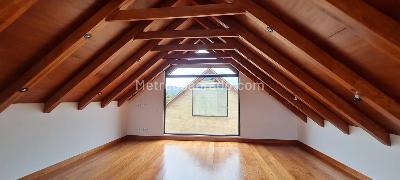 Casa de 4 alcobas en venta en San Jose De Bavaria, Bogotá, 500 m² · foto 5 de 18