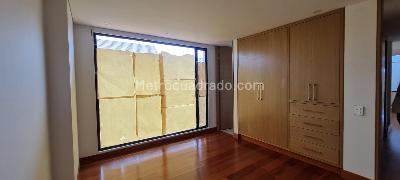 Casa de 4 alcobas en venta en San Jose De Bavaria, Bogotá, 500 m² · foto 7 de 18