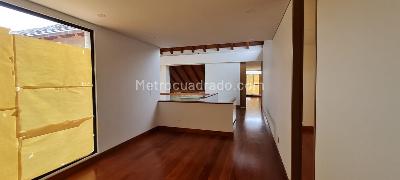 Casa de 4 alcobas en venta en San Jose De Bavaria, Bogotá, 500 m² · foto 8 de 18
