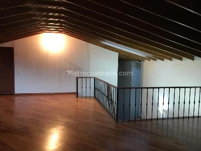 Casa de 4 alcobas en venta en San Jose De Bavaria, Bogotá, 480 m² · foto 11 de 20