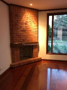 Casa de 4 alcobas en venta en San Jose De Bavaria, Bogotá, 480 m² · foto 17 de 20
