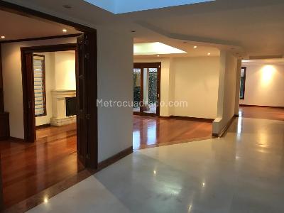 Casa de 4 alcobas en venta en San Jose De Bavaria, Bogotá, 480 m² · foto 20 de 20