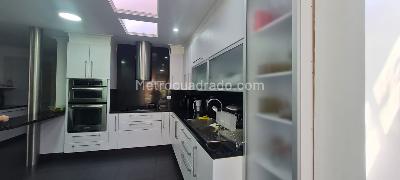 Casa de 4 alcobas en venta en Bogota| San Jose De Bavaria, Bogotá, 415 m² · foto 3 de 20