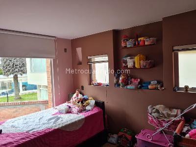 Casa de 4 alcobas en venta en San Jose De Bavaria, Bogotá, 410 m² · foto 19 de 20