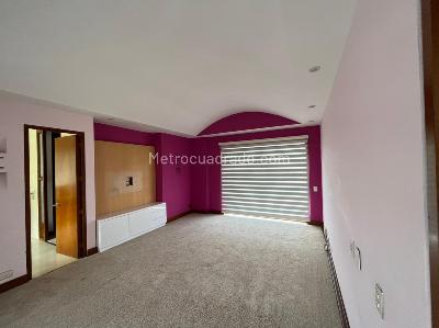 Casa de 4 alcobas en venta en Hacienda San Simon, Bogotá, 350 m² · foto 10 de 18