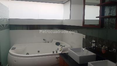 Casa de 4 alcobas en venta en Hacienda San Simon, Bogotá, 400 m² · foto 16 de 17