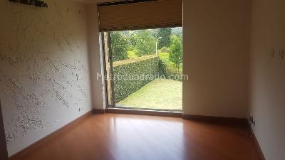 Casa de 4 alcobas en venta en Hacienda San Simon, Bogotá, 400 m² · foto 4 de 17