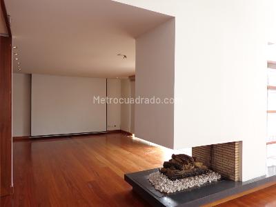 Casa de 4 alcobas en venta en Hacienda San Simon, Bogotá, 706 m² · foto 2 de 20