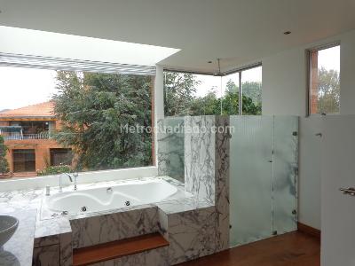 Casa de 4 alcobas en venta en Hacienda San Simon, Bogotá, 706 m² · foto 12 de 20