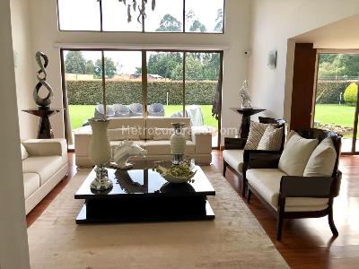 Casa de 4 alcobas en venta en Hacienda San Sebastian, Bogotá, 300 m² · foto 15 de 18